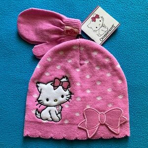 NEW CharmmyKitty by Sanrio beanie and gloves set